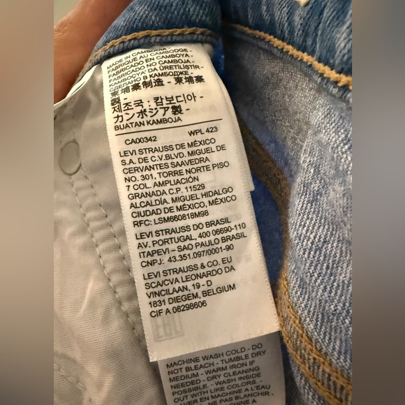 Levi’s Premium Wedgie Straight Jeans Light Wash 24 - Picture 3 of 14